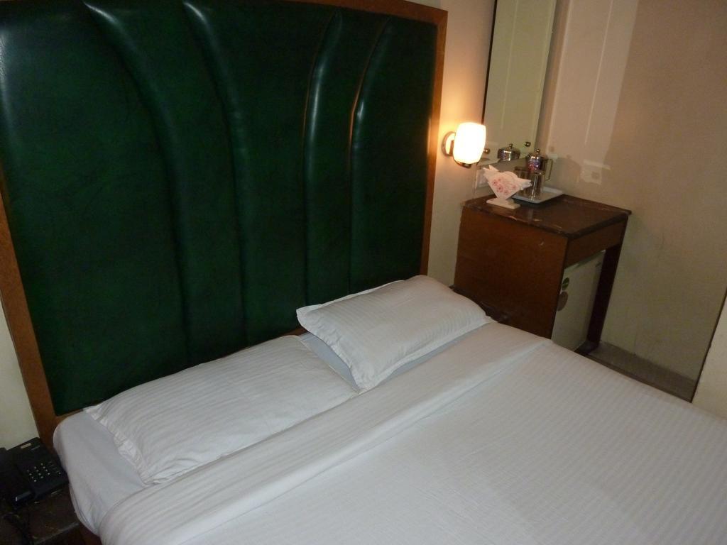 Hotel Park Shilton Bombay Eksteriør billede